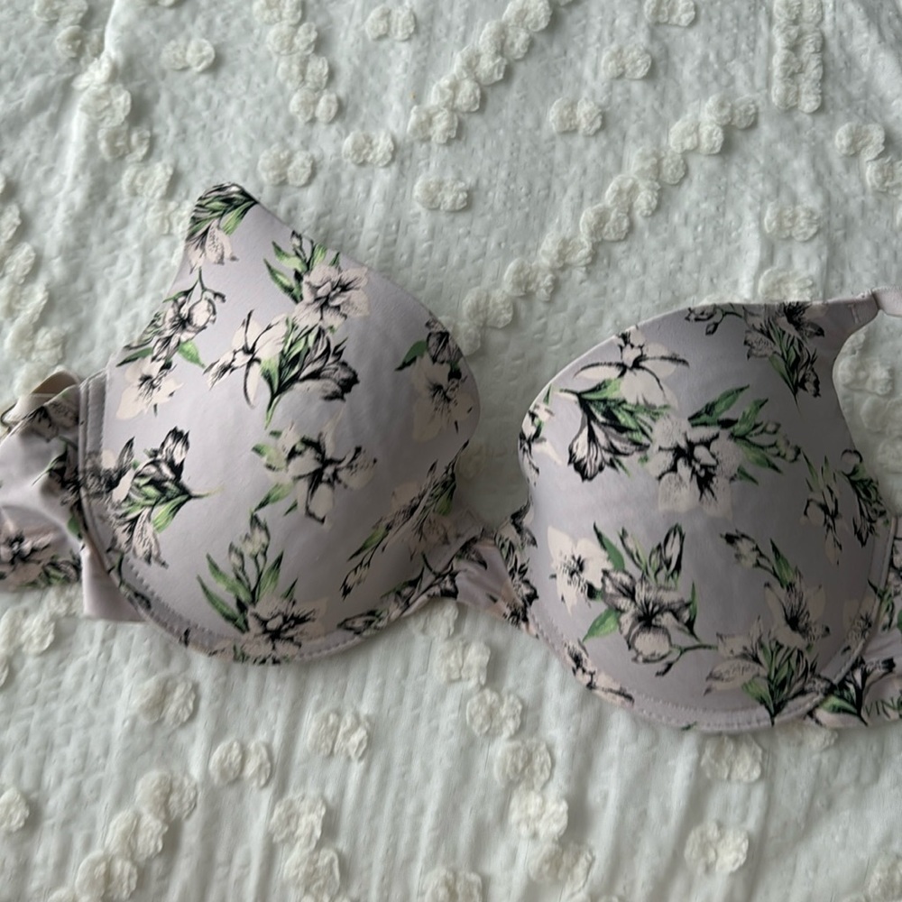 Vince Camuto Bra 38C Bras 2/$20